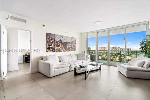 400 Sunny Isles Blvd 1202, Sunny Isles Beach FL - photo 20 of 70