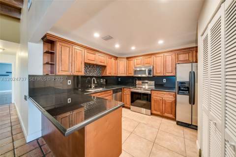 6547 SW 116th Pl C, Miami FL - photo 11 of 46