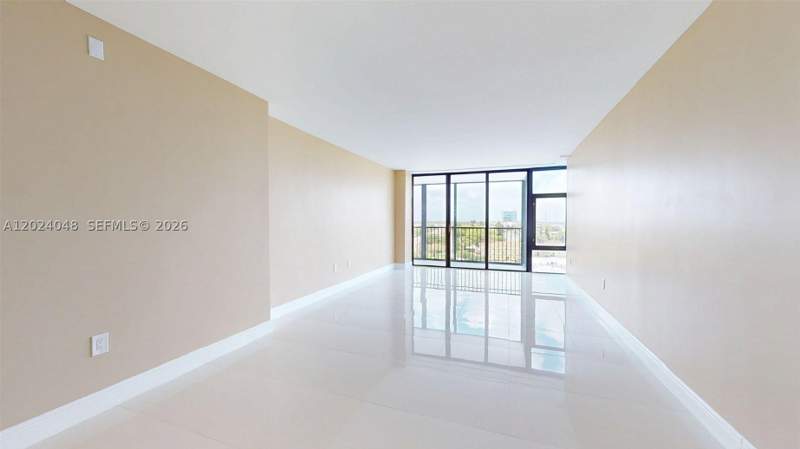 1 bedroom Condominium at 20100 W Country Club Dr 801, Bonavida Condo, Aventura — photo 3