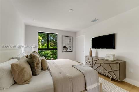 1917 NW 17 St A, Miami FL - photo 19 of 38