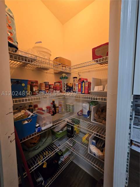 1236 NE 32nd Ave, Homestead FL - photo 13 of 41