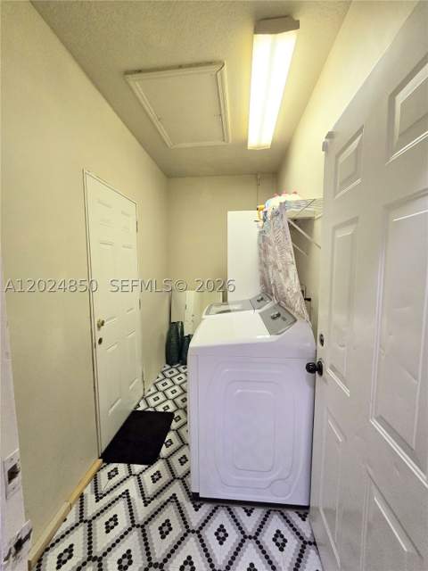 1236 NE 32nd Ave, Homestead FL - photo 17 of 41