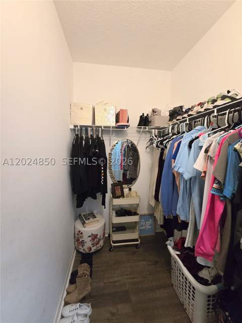 1236 NE 32nd Ave, Homestead FL - photo 24 of 41