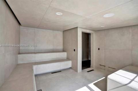 159 NE 6th St 2508, Miami FL - photo 17 of 19