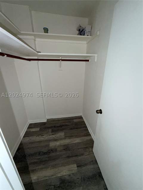 1470 NE 125th Ter 605, North Miami FL - photo 13 of 16