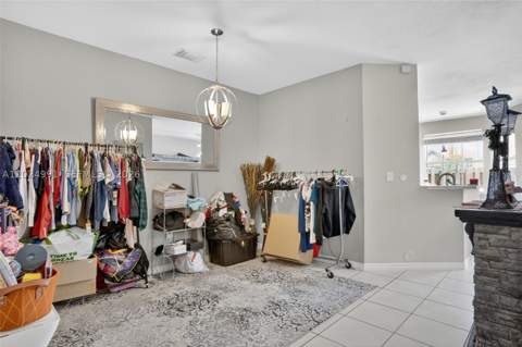 16651 SW 79th Ter, Miami FL - photo 6 of 34