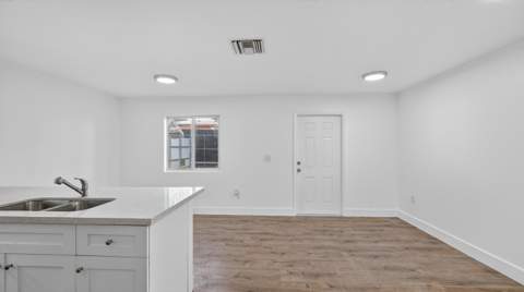 2902 NW 44th Street, Miami FL - photo 14 of 25