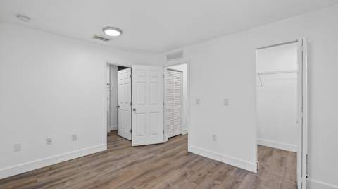 2902 NW 44th Street, Miami FL - photo 20 of 25