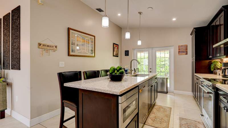 4 bedroom SingleFamilyResidence at 20221 SW 85th Court SW, Century Star Sub, Cutler Bay — photo 4