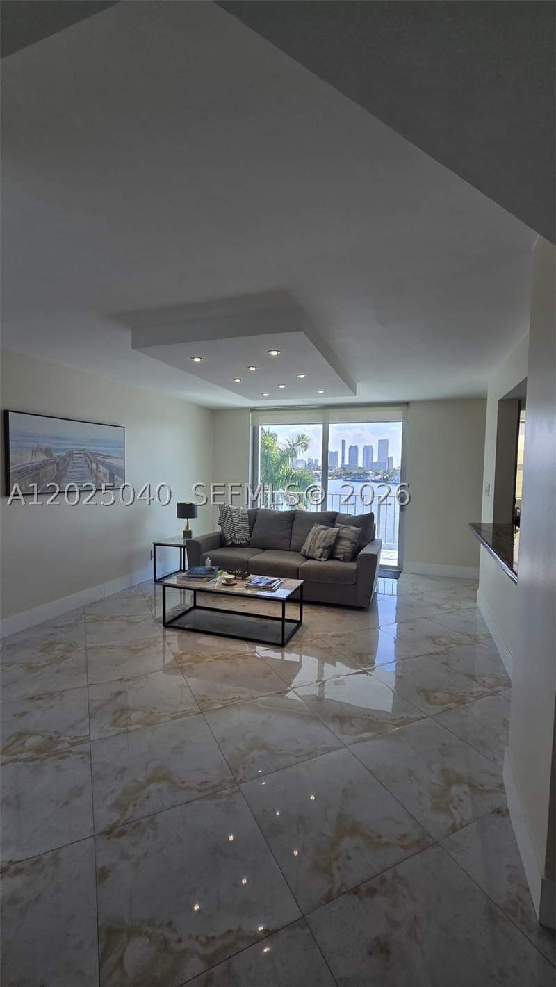 1 bedroom Condominium at 16558 NE 26th Ave 5D, Reef East Condo, North Miami Beach — photo 4