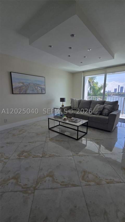 16558 NE 26th Ave 5D, North Miami Beach FL - photo 8 of 34