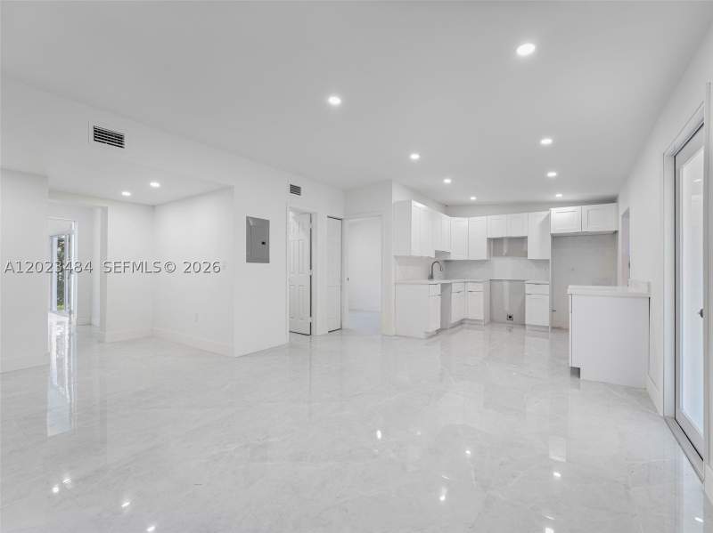 4 bedroom SingleFamilyResidence at 1961 Rutland St, Magnolia Gardens Consolid, Opa Locka — photo 5