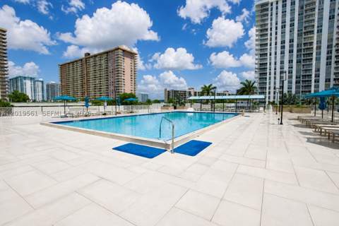 230 174th St 1916, Sunny Isles Beach FL - photo 20 of 32