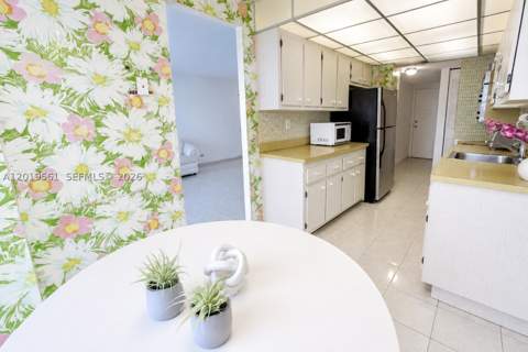 230 174th St 1916, Sunny Isles Beach FL - photo 8 of 32