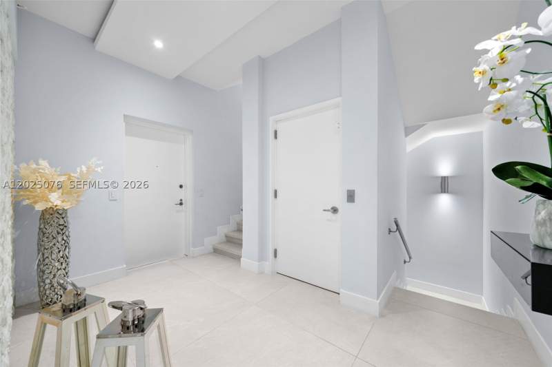 3 bedroom Condominium at 650 NE 32nd St Bh4, Paraiso Bay Condo, Miami — photo 2