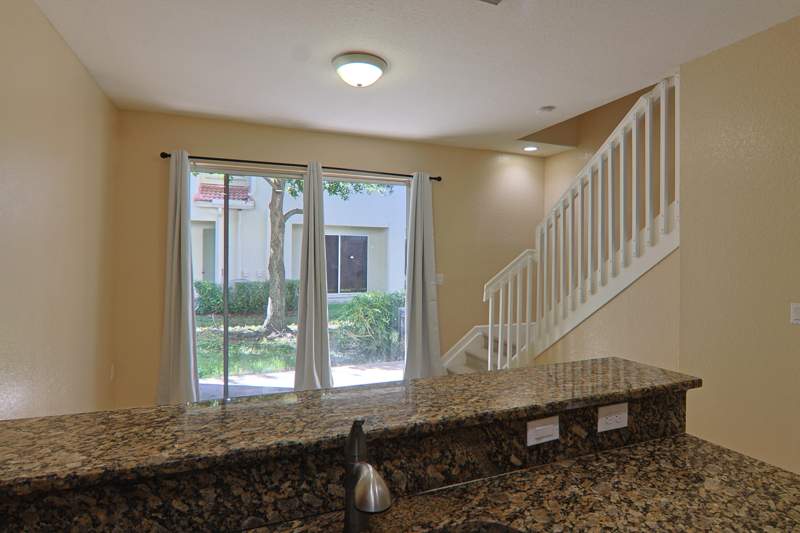 3 bedroom Townhouse at 21211 NW 14th Place 3-27, Majorca Isles II Condo, Miami Gardens — photo 4