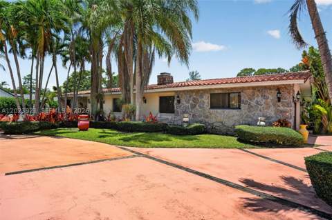 8461 SW 68th St Rd, Miami FL - photo 22 of 65