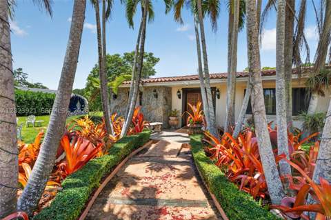 8461 SW 68th St Rd, Miami FL - photo 7 of 65