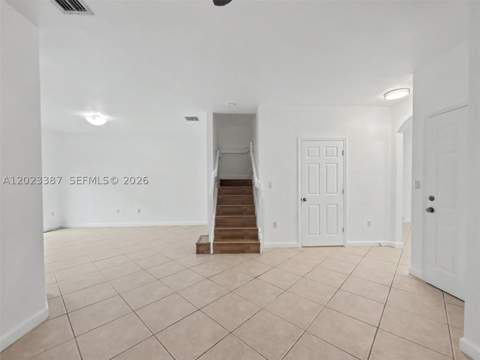 9267 SW 220th Ter, Cutler Bay FL - photo 9 of 39