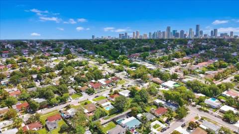 995 NE 156th Terrace, North Miami Beach FL - photo 23 of 36