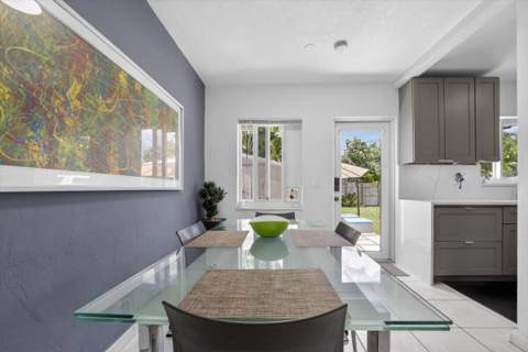 995 NE 156th Terrace, North Miami Beach FL - photo 7 of 36