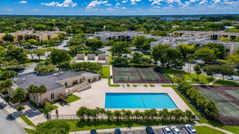 8400 SW 133rd Ave Rd 121, Miami FL - photo 8 of 43