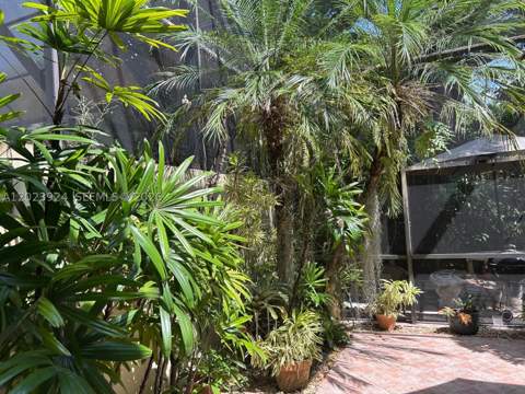 3689 Estepona Ave F30-B, Doral FL - photo 21 of 24