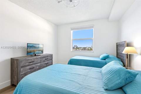 17150 N Bay Rd 2808, Sunny Isles Beach FL - photo 15 of 40