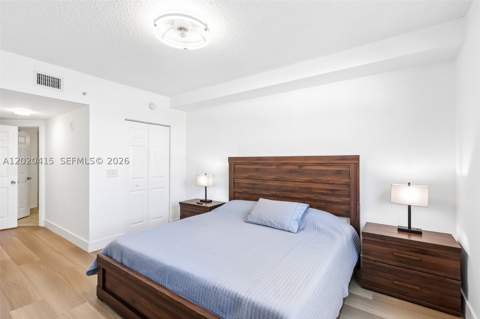 17150 N Bay Rd 2808, Sunny Isles Beach FL - photo 19 of 40