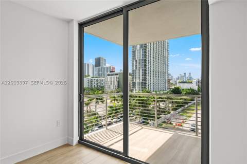 90 NE 32nd St 627, Miami FL - photo 14 of 54
