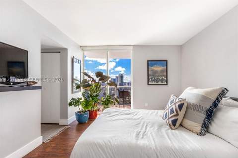 1800 Sunset Harbour Dr 1601, Miami Beach FL - photo 11 of 39