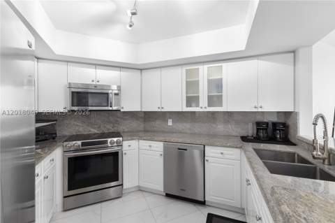 1800 Sunset Harbour Dr 1601, Miami Beach FL - photo 13 of 39