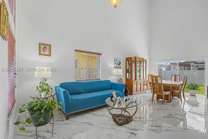 4 bedroom SingleFamilyResidence at 1551 SW 154th Ct, Santa Monica Estates, Miami — photo 3