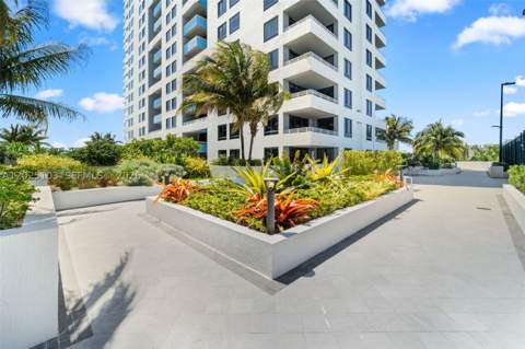 1330 West Ave 2107, Miami Beach FL - photo 22 of 27