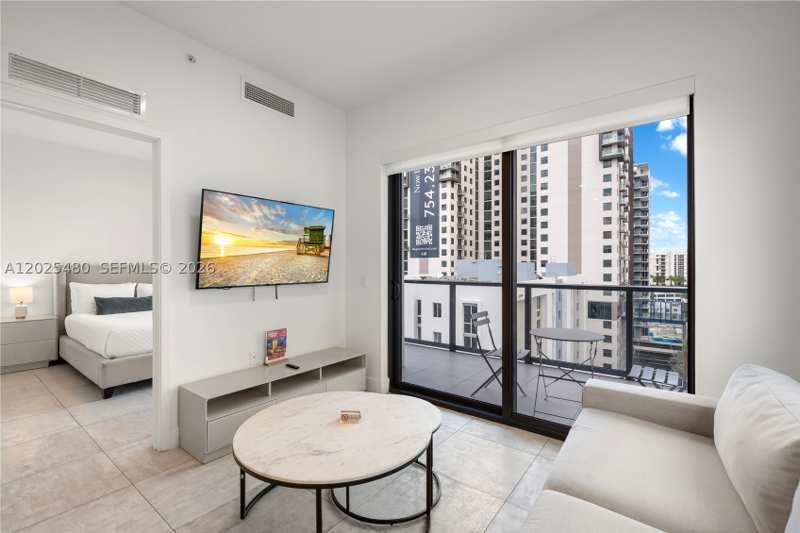 1 bedroom Condominium at 239 SW 9th St 1202, Smart Brickell Condo, Miami — photo 1