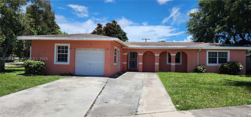 3 bedroom SingleFamilyResidence at 901 NE 160th Ter, Carl Byoir, North Miami Beach — photo 1