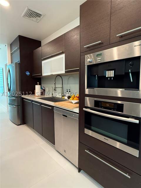 7928 East Dr 904, North Bay Village FL - photo 13 of 49