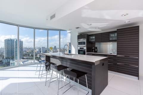 200 Biscayne Boulevard Way 3102, Miami FL - photo 6 of 36