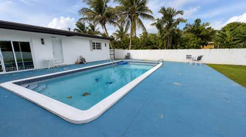 430 NE 145th St, Miami FL - photo 14 of 30
