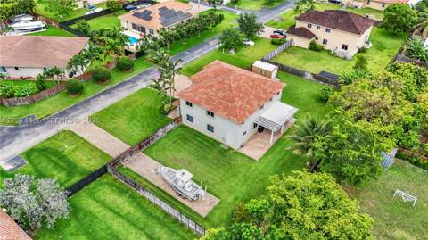 1730 NW 21st St, Homestead FL - photo 12 of 49