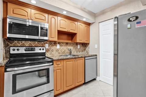 927 NE 199th St 103, Miami FL - photo 10 of 75