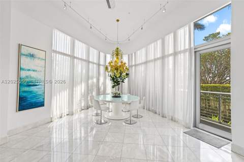 2001 Meridian Ave 101, Miami Beach FL - photo 11 of 60