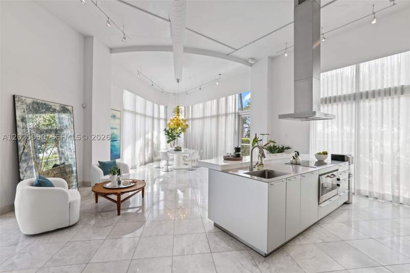 2 bedroom Condominium at 2001 Meridian Ave 101, The Meridian Condo, Miami Beach — photo 2