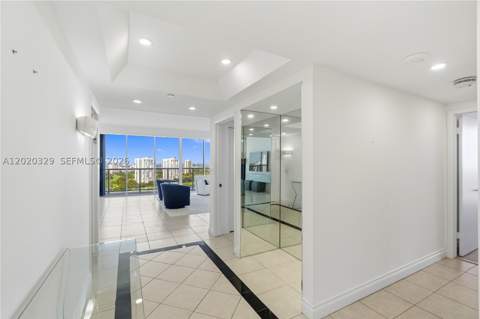 20281 E Country Club Dr 2101, Aventura FL - photo 18 of 97