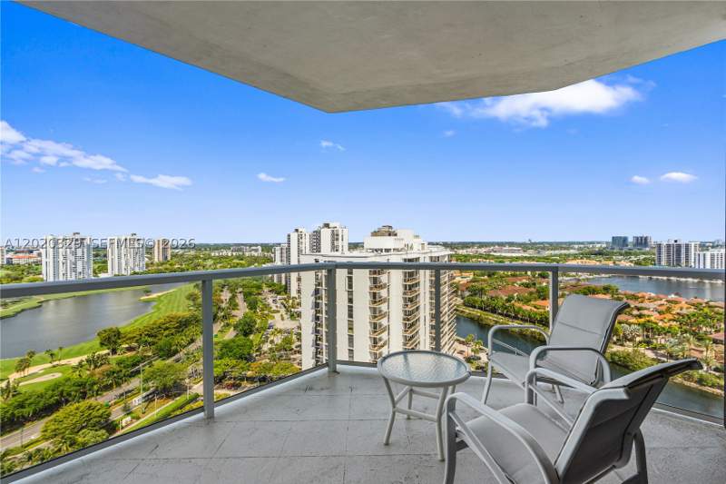 2 bedroom Condominium at 20281 E Country Club Dr 2101, Hamptons West, Aventura — photo 5