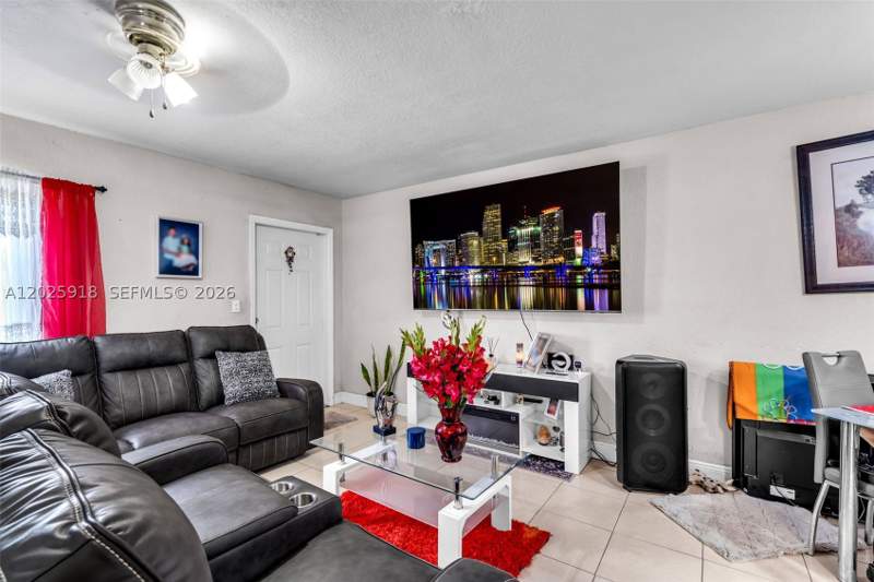 2 bedroom SingleFamilyResidence at 2365 NW 155th St, Eleanor Park, Miami Gardens — photo 5