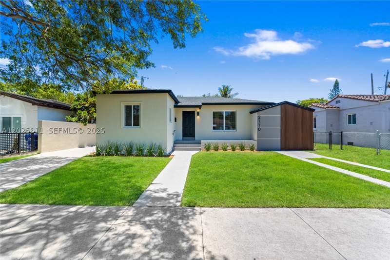 3 bedroom SingleFamilyResidence at 2110 SW 15th St, Tropical Manor, Miami — photo 2