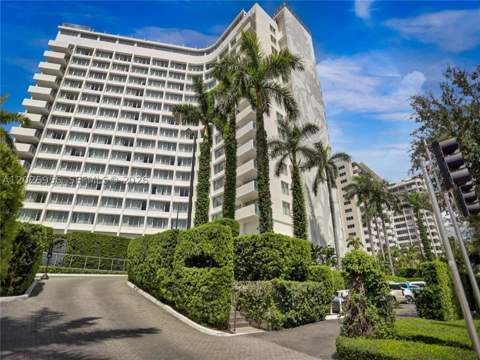 1100 West Ave 427, Miami Beach FL - photo 17 of 19