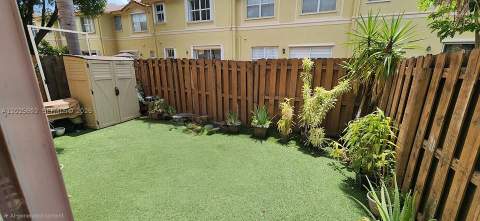 8652 NW 112th Ct, Doral FL - photo 13 of 44