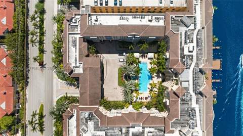 3001 NE 185th St 610, Aventura FL - photo 22 of 25